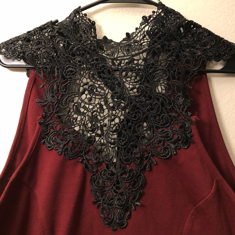 Beautiful lace tank top